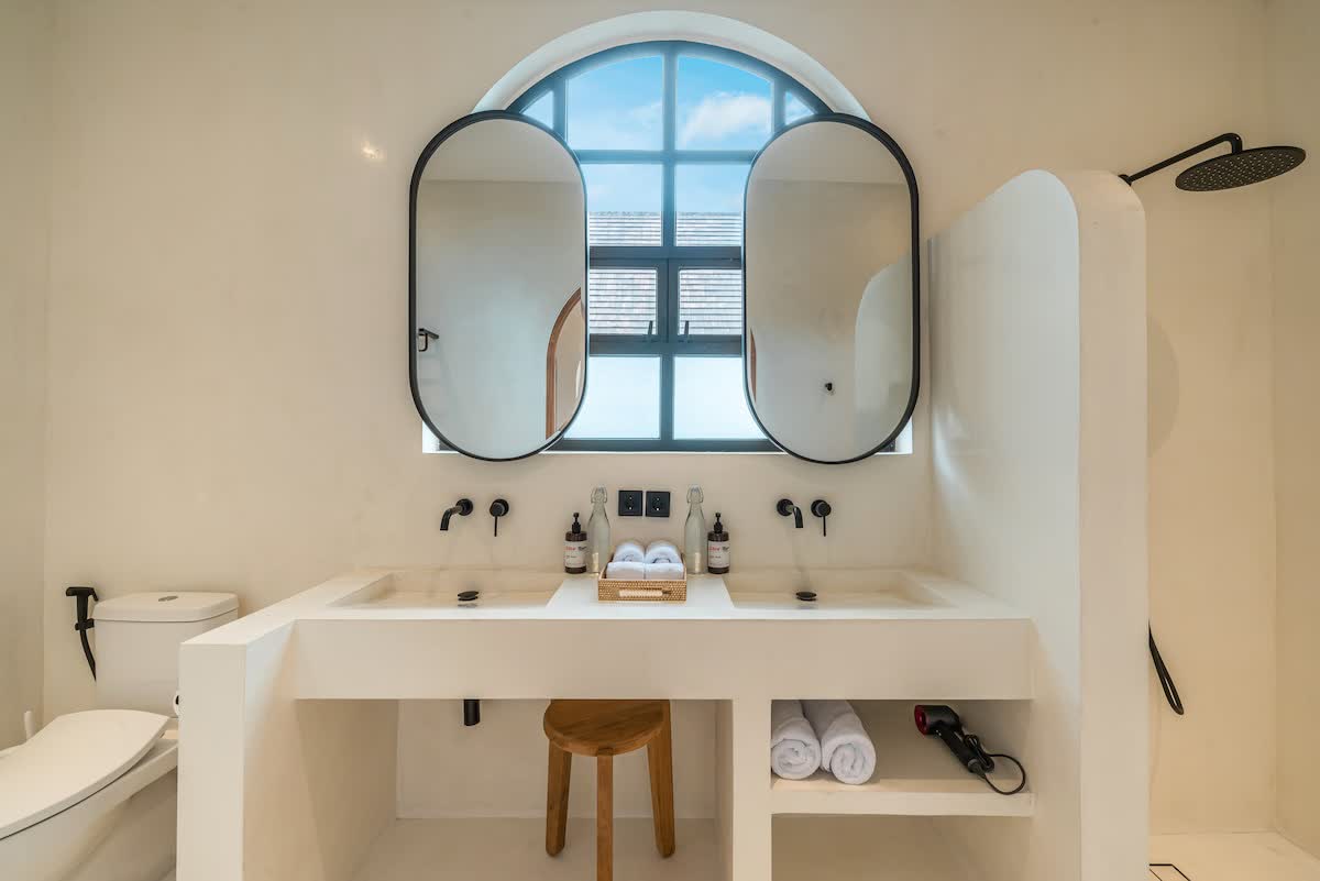 Kamar mandi satu, foto 1